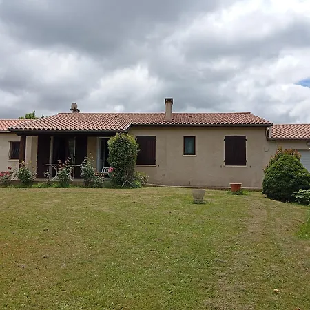 Feriehus Location Maison Perigord, 3 Couze-et-Saint-Front